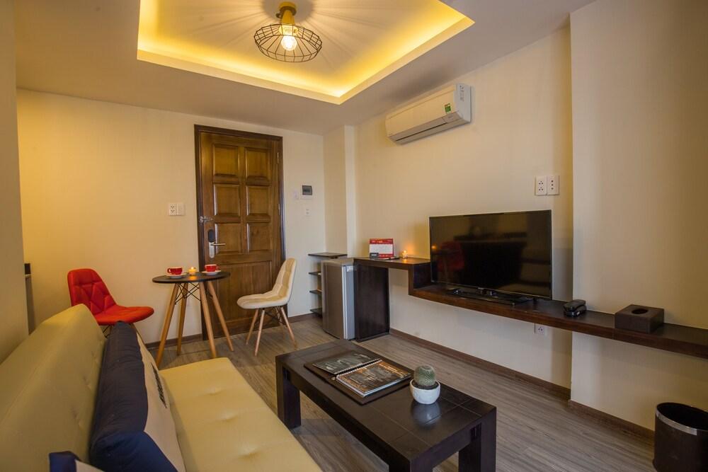 Phoenix 1 Hotel & Apartments Da Nang Exterior photo